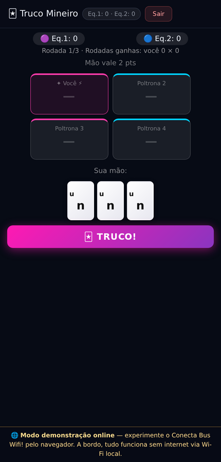 Mesa de Truco Mineiro do Conecta Bus Wifi! com assentos das poltronas, placar e mão de cartas